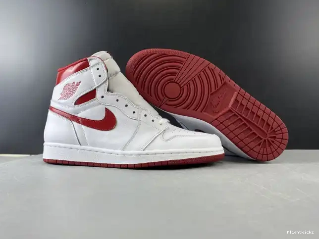 Metallic Jordan Red Air (2017) 1 555088-103 Retro 0519